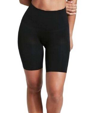 Assets by Spanx Mid-Thigh Short MEDIUM